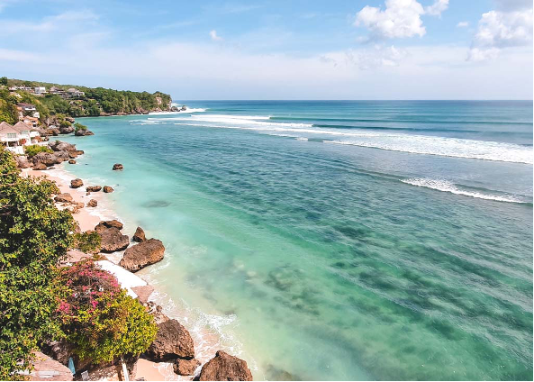 Surf beach Uluwatu - Bali