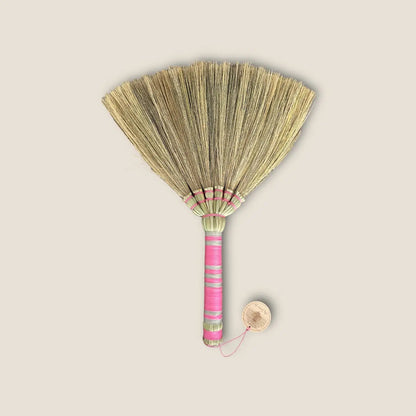 Beach Accessories — Chic Anti - Sand Medium Beach Brush - Pink - My Summer fan