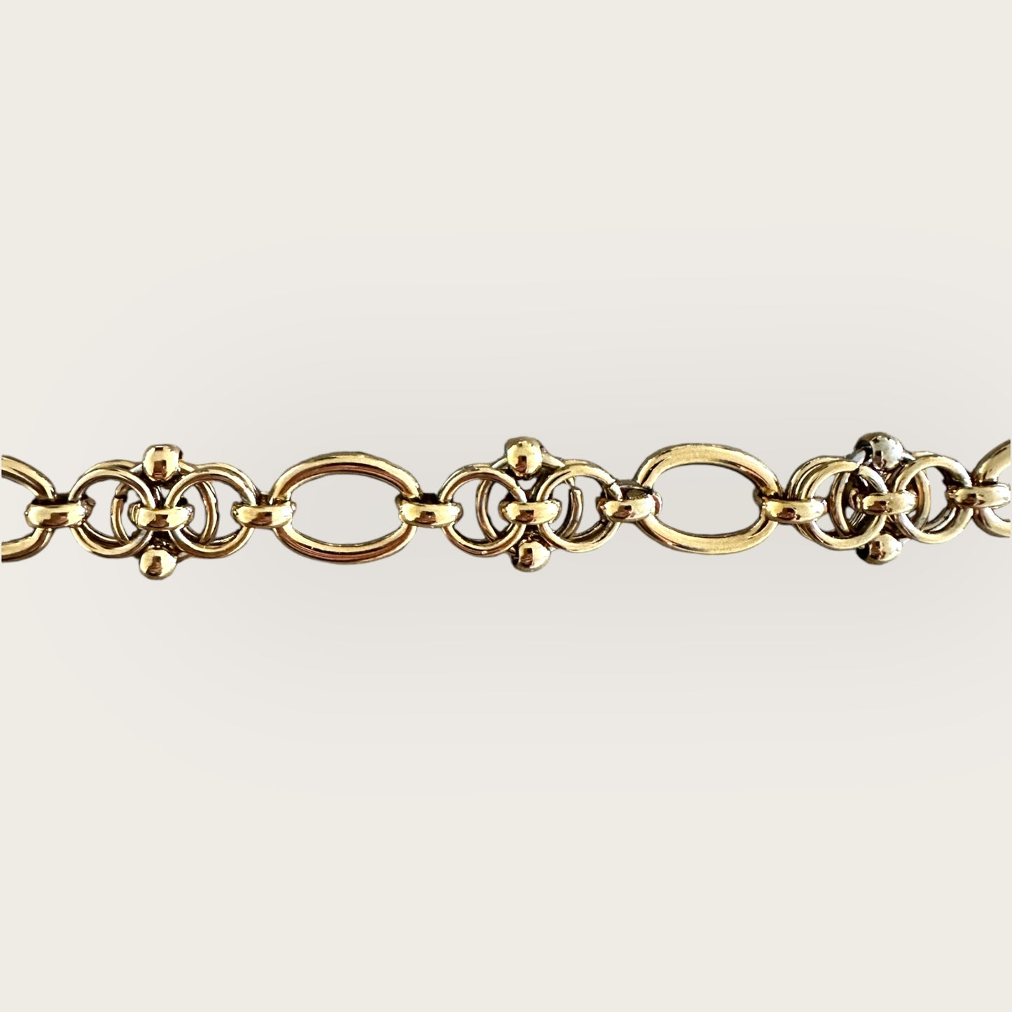 Luxurious Bougie Chain Bracelet