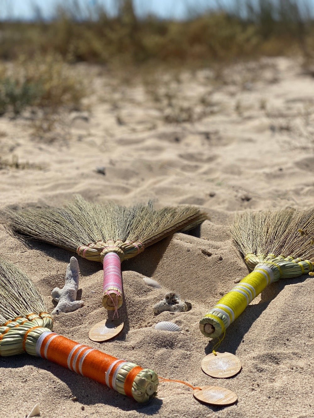 Beach accessory - Pink Beach Broom - My Summer fan