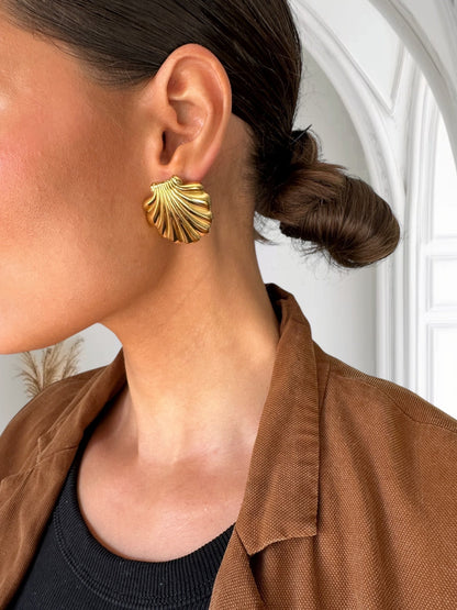 Classic Gold Shell Stud Summer Earrings - My Summer fan