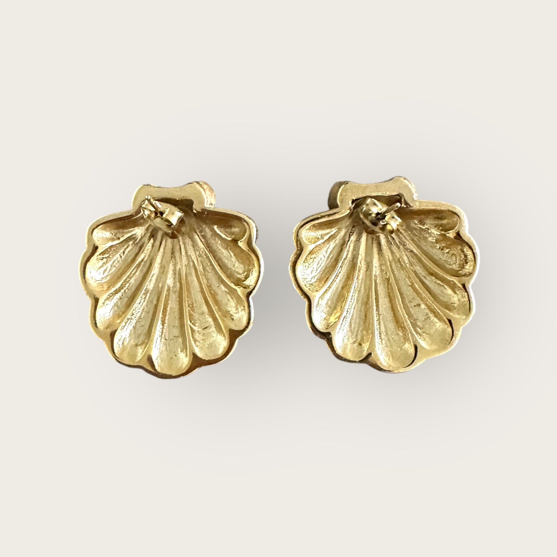 Classic Gold Shell Stud Summer Earrings - My Summer fan