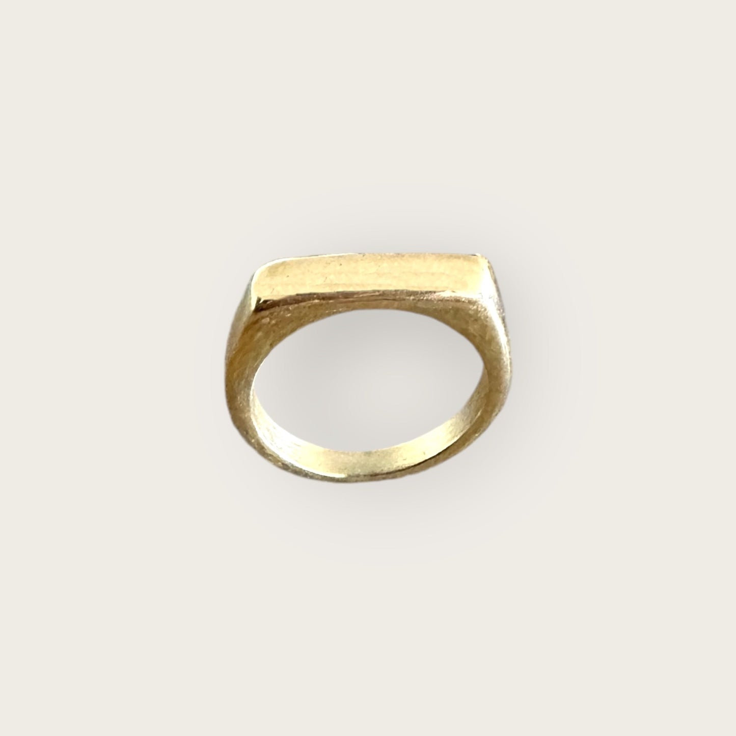 Minimalist Tessa Ring Band - My Summer fan